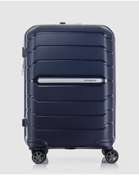 Samsonite - Oc2Lite 55cm Spinner Suitcase