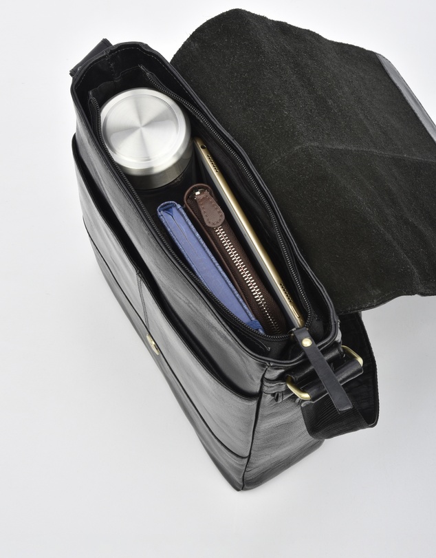 Cobb & Co - Kooyong RFID Leather Satchel
