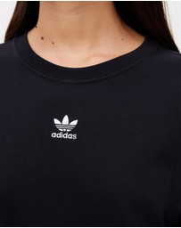 adidas Originals - Essentials Boyfriend Tee