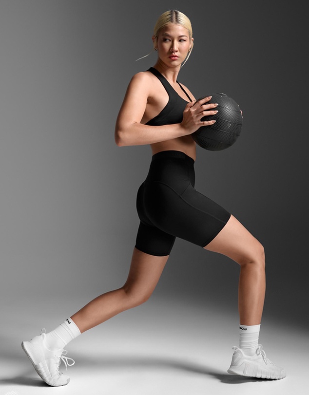 2XU - 6in Form Stash Hi-Rise Compression Shorts