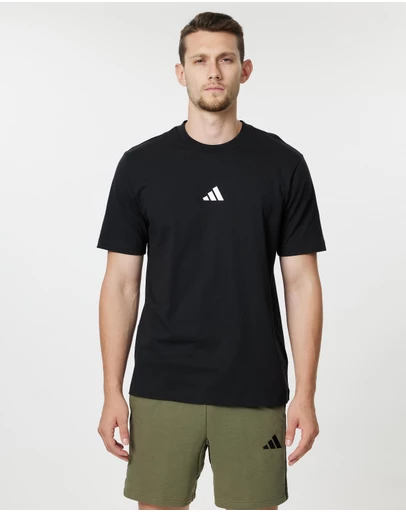 adidas Sportswear - Essentials Small Logo Single Jersey Tee