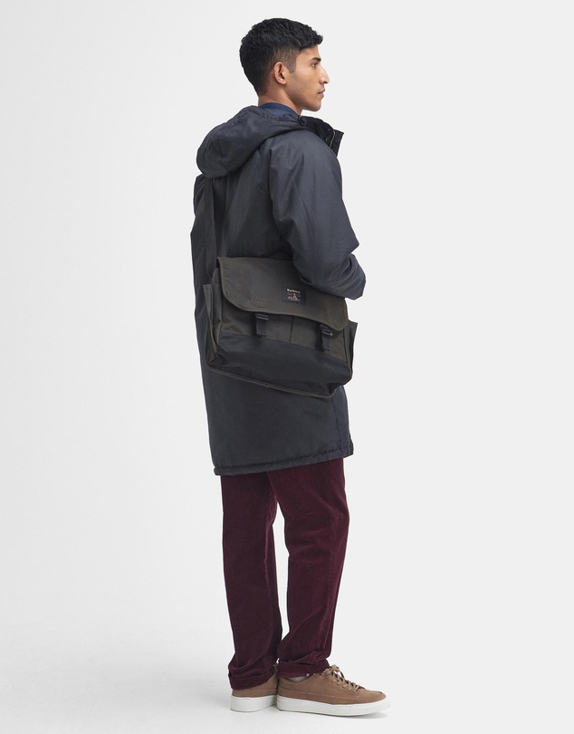 Barbour - Field Wax Messenger Bag