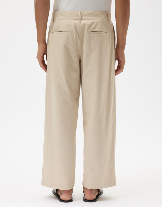 AERE - Relaxed Cropped Leg Chinos