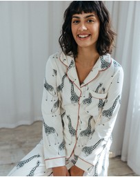 Chelsea Peers - Organic Cotton Giraffe Print Long Pyjama Set