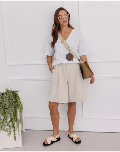 ALEXANDRA - Berny Shorts Beige