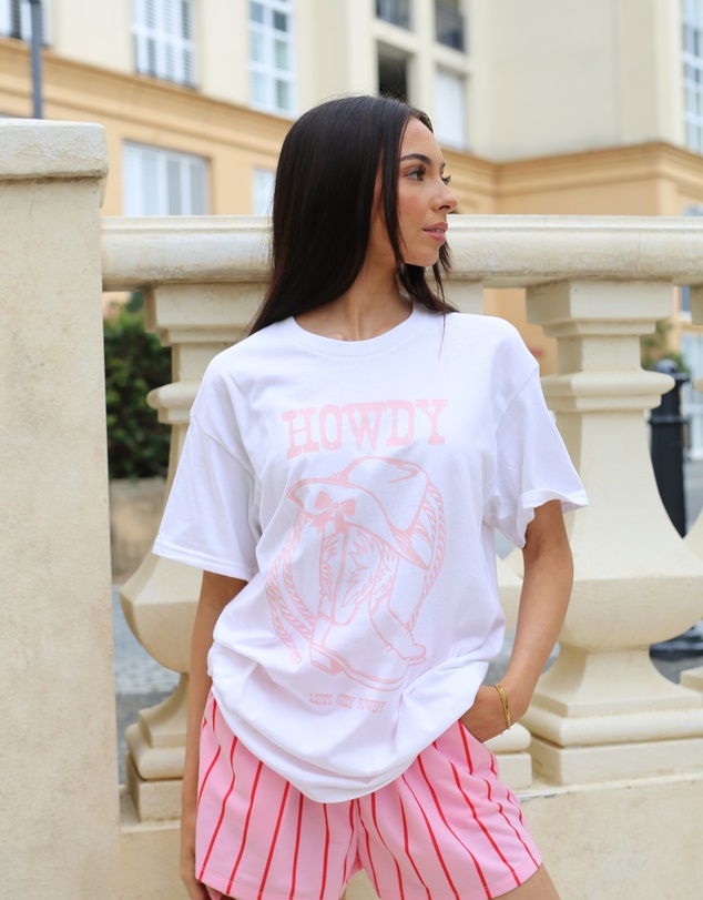 Vacancy Co - Howdy Tee