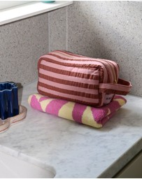 Mosey Me - Sundae Seersucker Dopp Kit