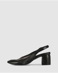 Beau Coops - Zorana Slingbacks
