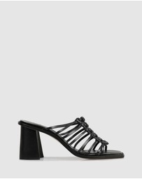 Beau Coops - Judit Block Sandals