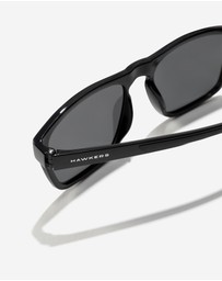 Hawkers Co - HAWKERS Lion - Polarized Black Dark Sunglasses for Men and Women