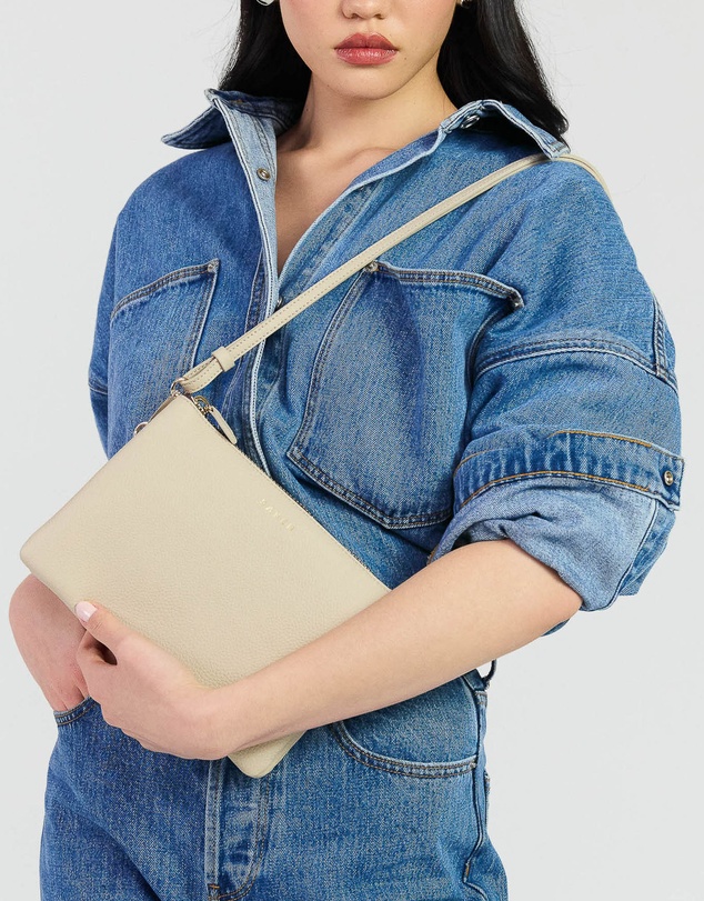SABEN - Tilly's Big Sis Crossbody Oyster