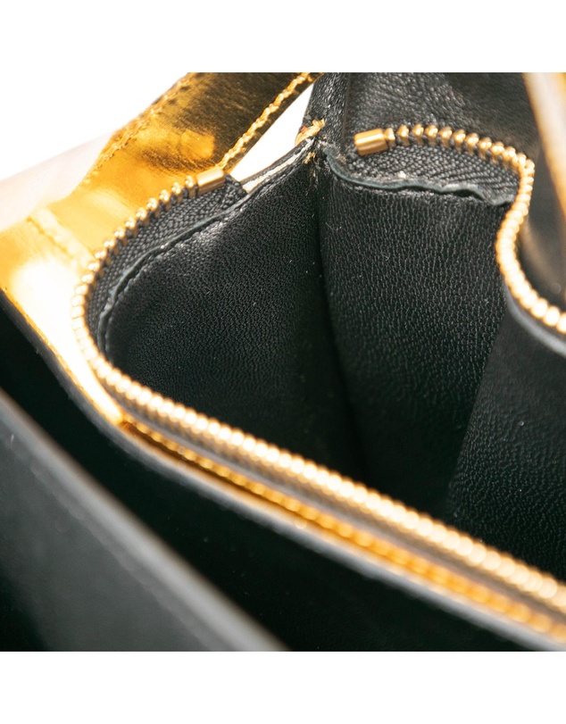 Pre-Loved by Azura Reborn - Pre-Loved Medium Calfskin Classic Box