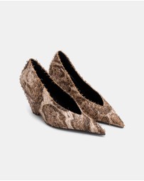 CAMILLA AND MARC - Rhys Snake Pumps