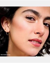 Benefit Cosmetics - Glow-la-la