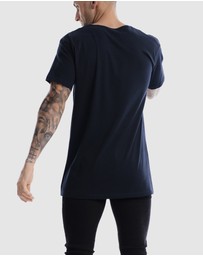 DVNT - Saint Tee