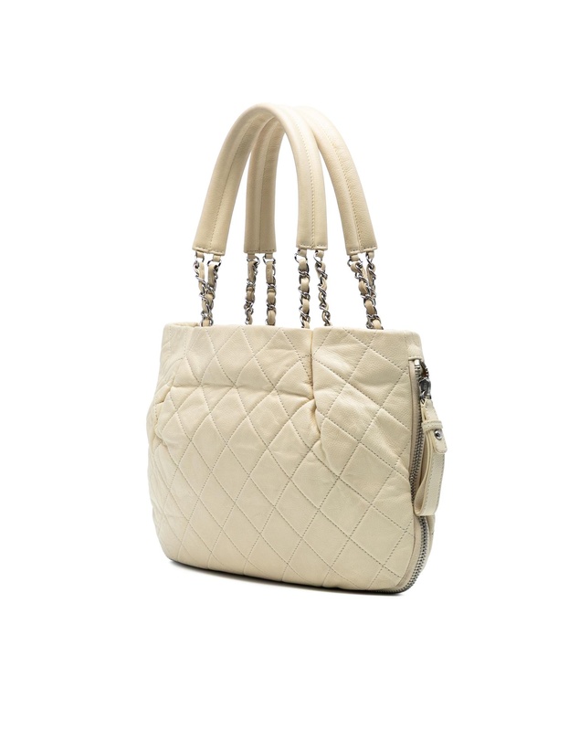 Pre-Loved by Azura Reborn - Pre-Loved CC Quilted Caviar Expandable Tote