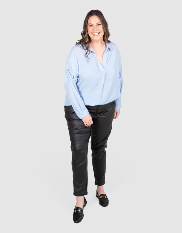 Love Your Wardrobe - Parker PU Coated Jeans