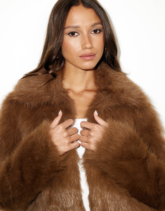 Dazie - Kayla Faux Fur Cropped Jacket