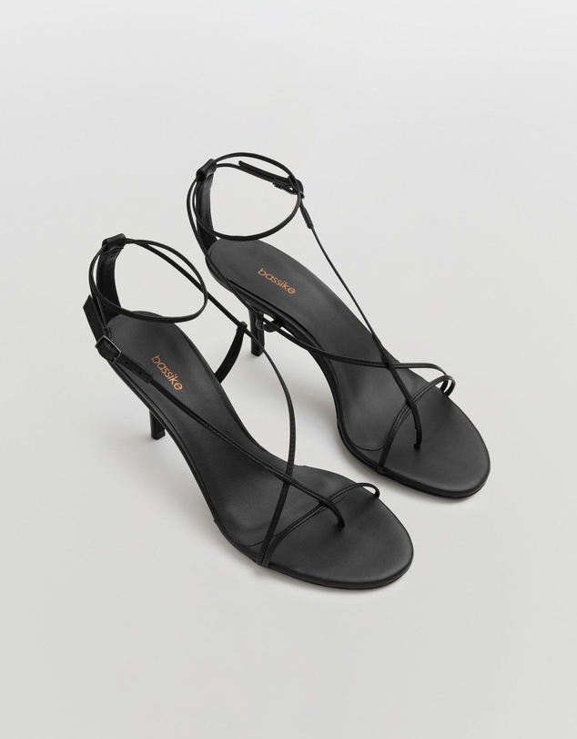 Bassike - fine strap heel