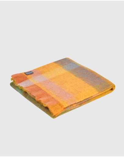St Albans - Mohair Throw Marigold