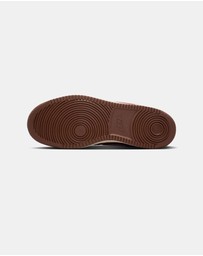 Nike - Court Vision Low - Women's