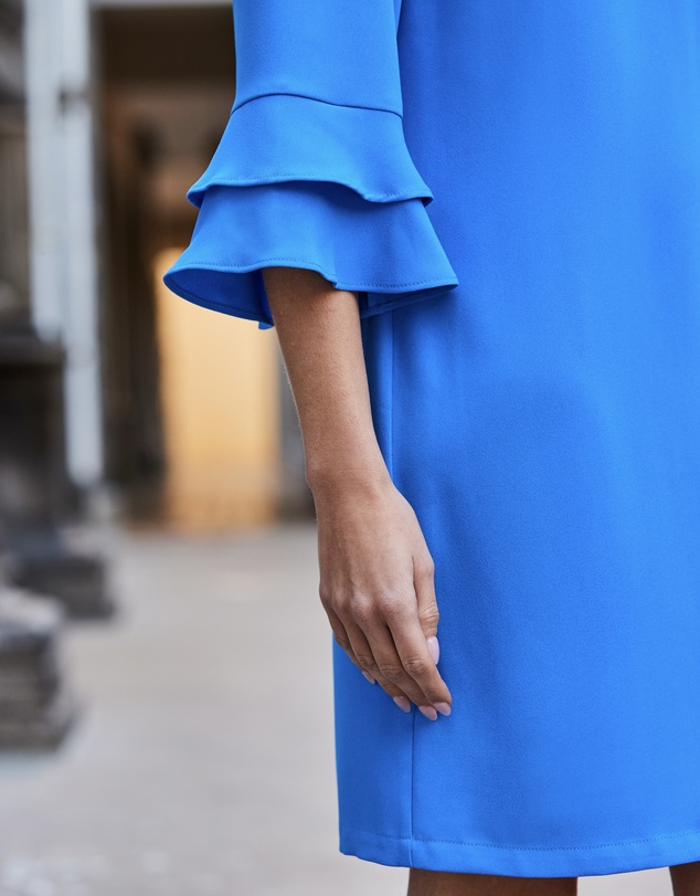 Sosandar - Ring Detail Ruffle Sleeve Shift Dress