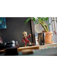 LEGO - 76341 Ravager Jumpsuit Groot