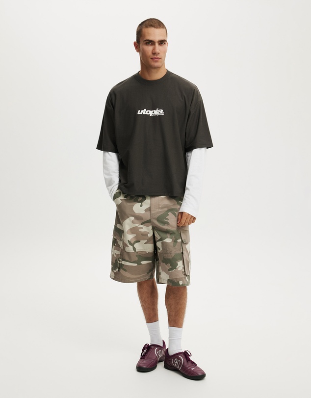 Cotton On - Cropped Fit Graphic T-Shirt