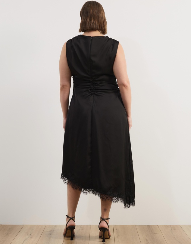 Atmos&Here Curvy - Quinn Satin Midi Dress With Lace Trim