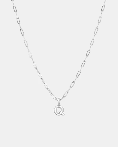 Luna Rae - Sterling Silver - Paperclip Bubble Letter Q Necklace