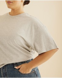 Atmos&Here Curvy - Organic Cotton Boyfriend Tee