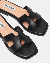 Steve Madden - Haileyy Black Sandals