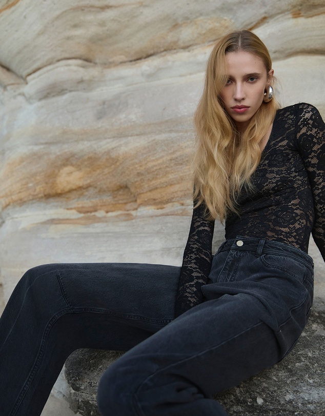 KIVARI - Bonnie Lace Bodysuit