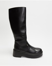 ROC Boots Australia - Troupe