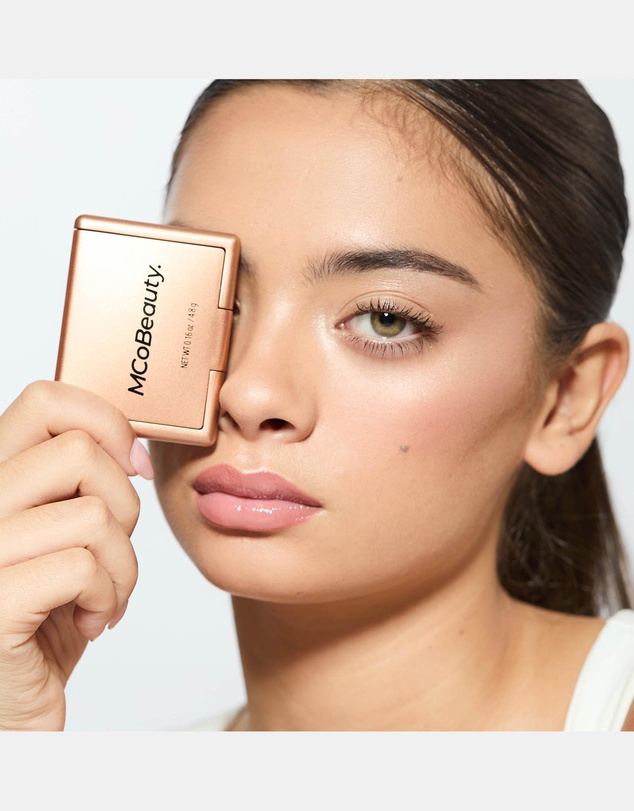 MCoBeauty - Summer Glow Bronzing Powder