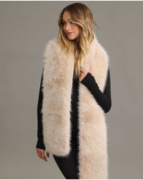 Morgan & Taylor - Peri Chunky Faux Fur Scarf