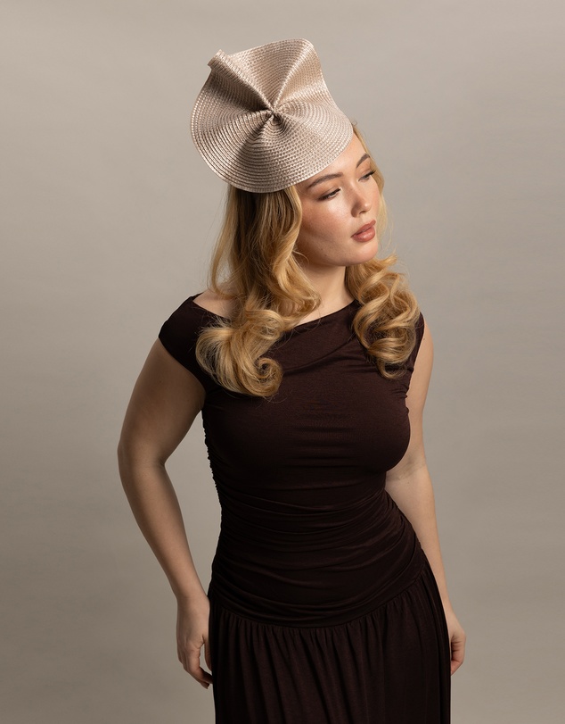Morgan & Taylor - Zaria Fascinator in Beige