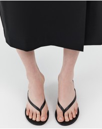 St. Agni - Woven Thong Heels