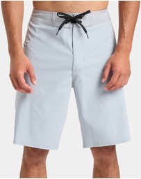 Quiksilver - Mens Highline Omni 19