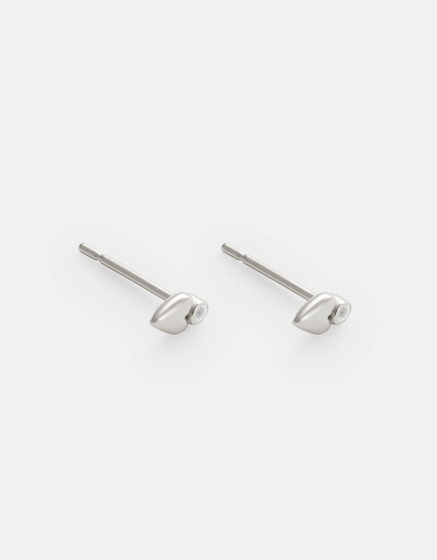 Kirstin Ash - Abode Heart Studs