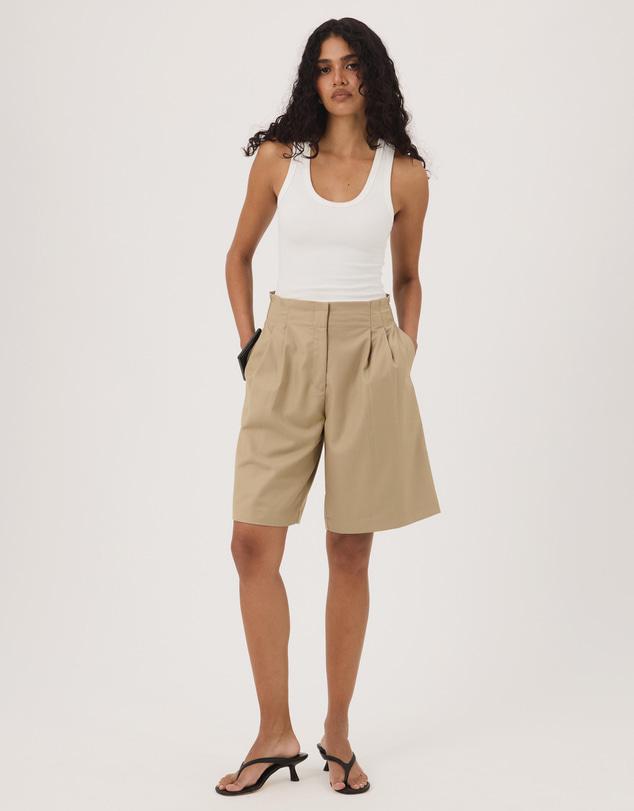 Atmos&Here - Elsie Pleated Waist Shorts