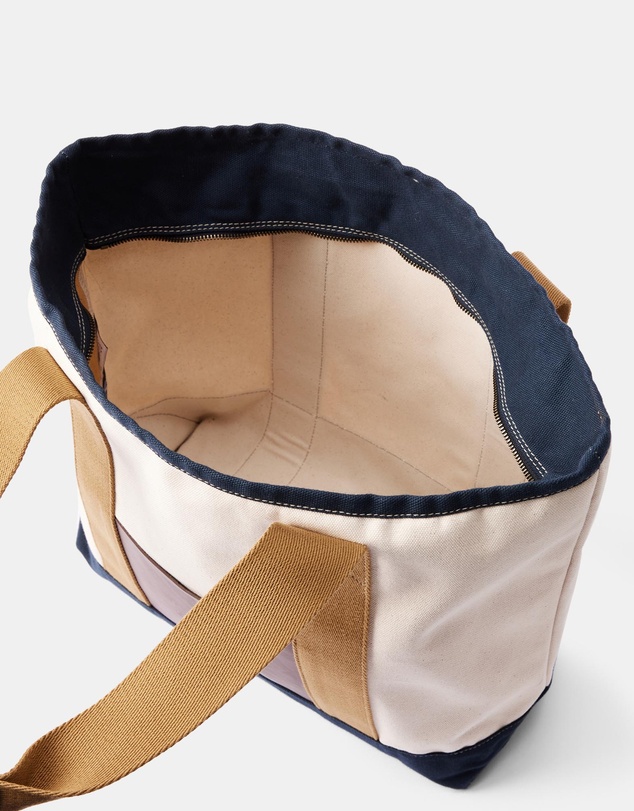 R.M.Williams - Clerk Islet Tote