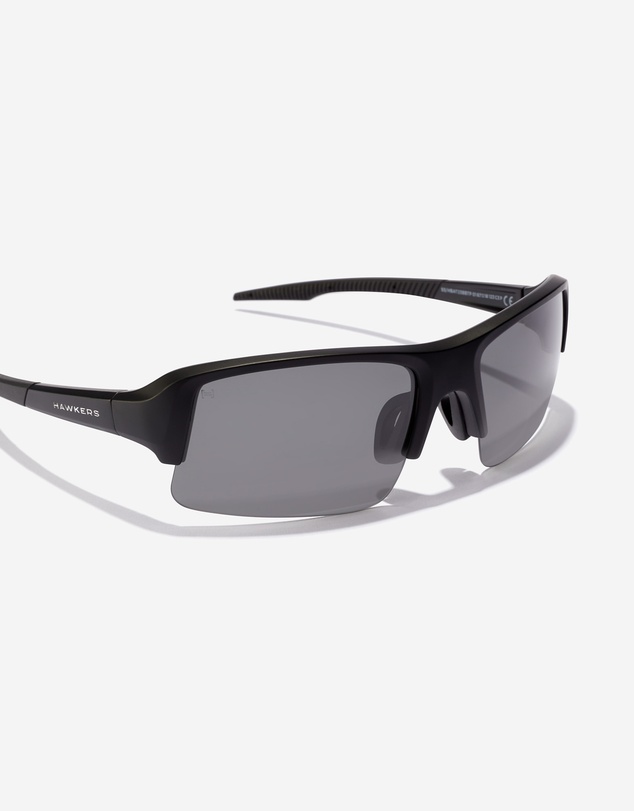 Hawkers Co - HAWKERS - BAT - POLARIZED BLACK DARK Sunglasses for Men and Women UV400