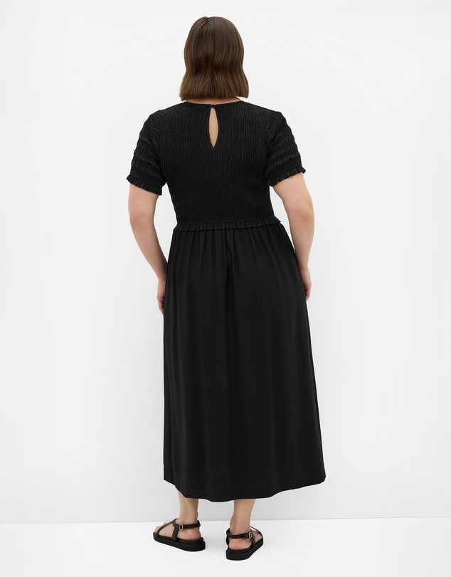City Chic - Plus size Erika Shirred Bodice Dress - black
