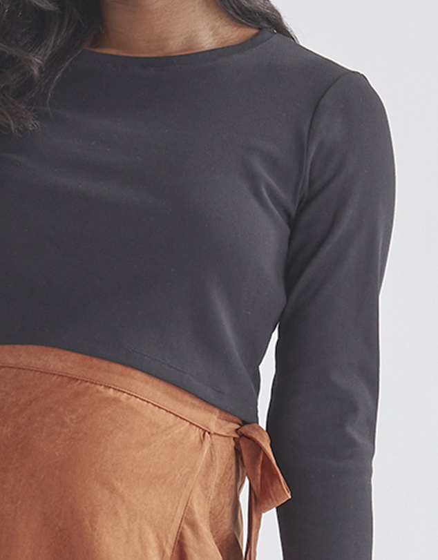 Angel Maternity - Celia Maternity Long Sleeve Cotton Crop Tee - Black
