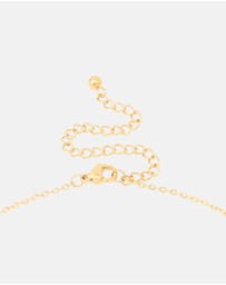 Lovisa - Waterproof Gold Plated Stainless Steel Mini Bubble Letter E Necklace