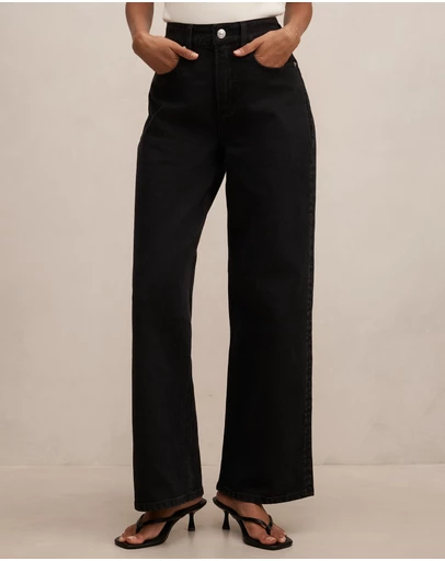 Forever New Petite - Nicki Petite Mid Rise Straight Leg Jeans