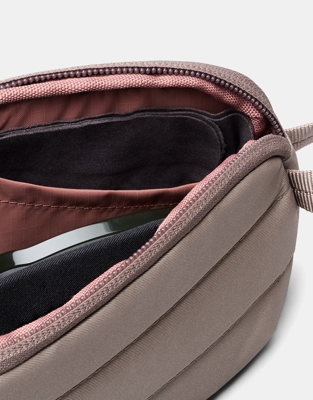 Bellroy - Laneway Sunglass Pocket