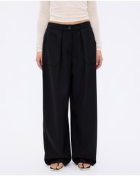 Minima Esenciales - Lowen Barrel Leg Suit Pants