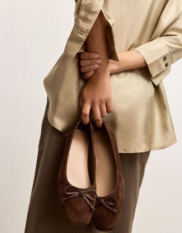 Wittner - Armenia Casual Flats Hot Choc Suede